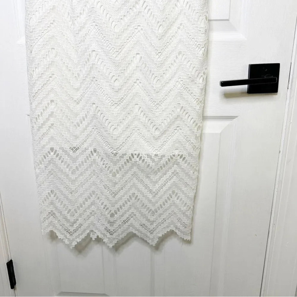 BARDOT Imogen High Neck White Crochet Lace Midi Dress Size US 10/Large Cocktail - Picture 4 of 6